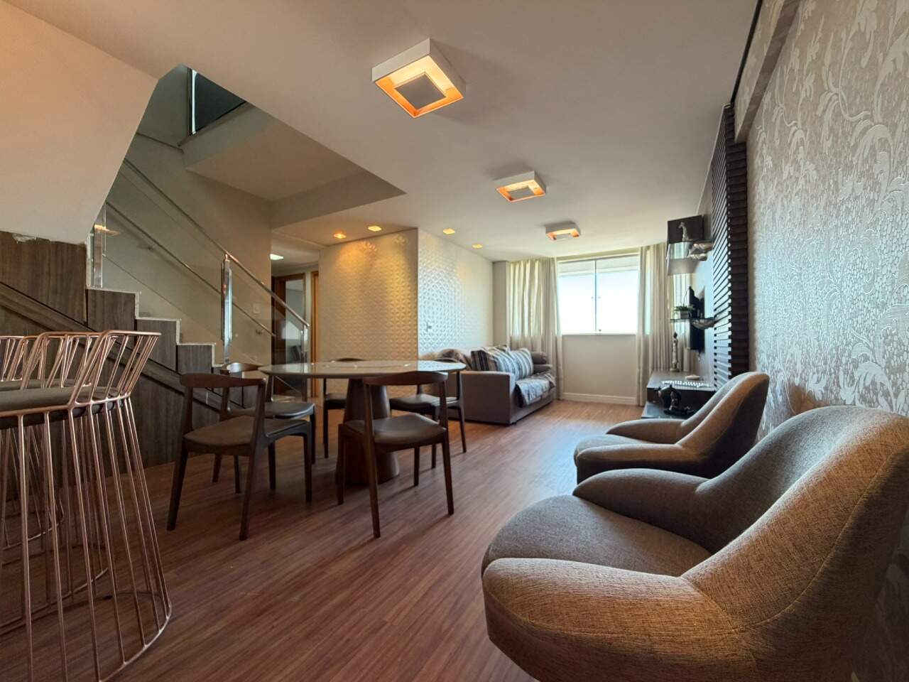 Cobertura à venda no Milionários: Cobertura à venda, 04 Quartos com 01 Suíte no bairro Milionários na região do Barreiro.