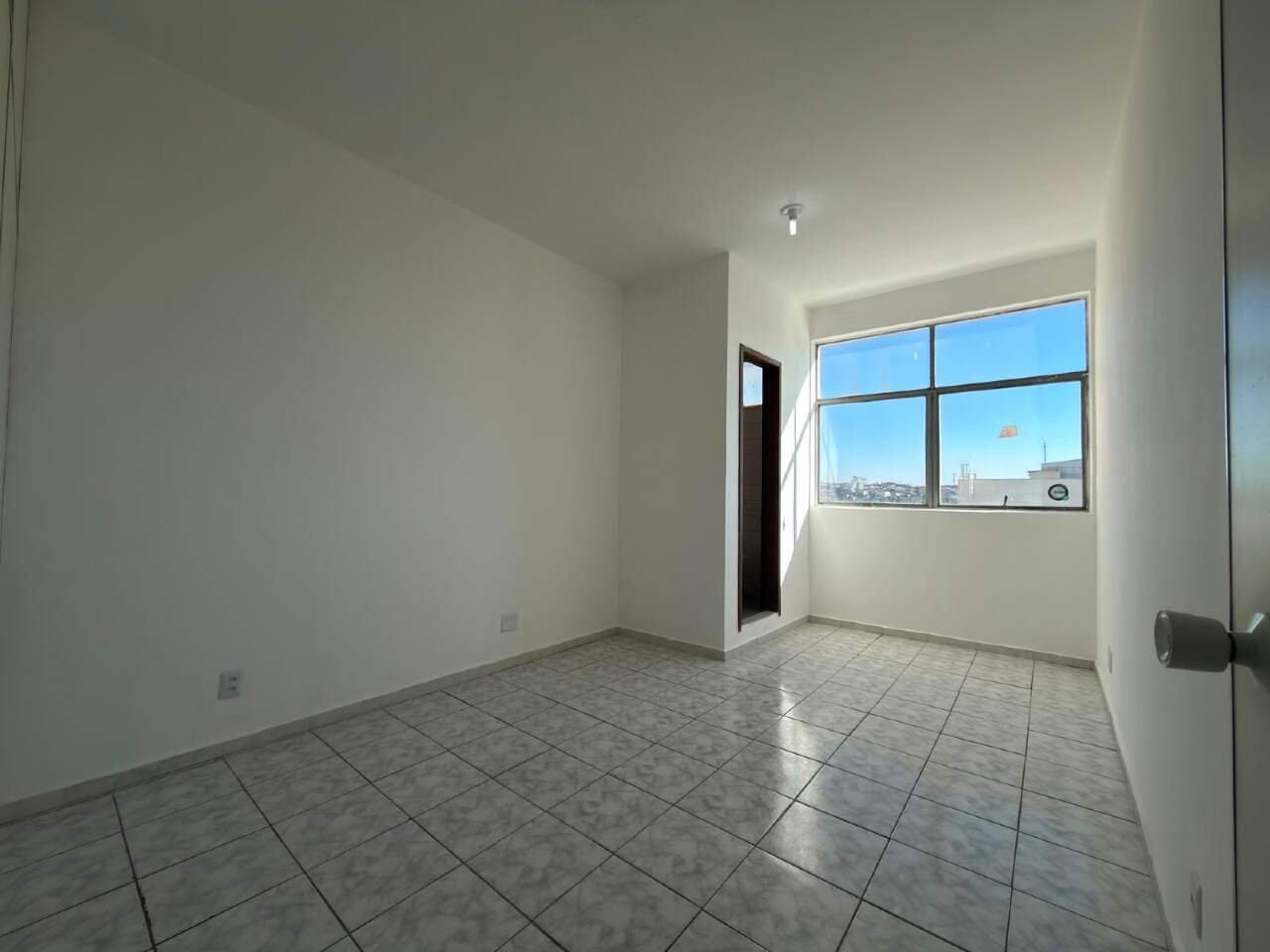 Sala à venda no Barreiro: Sala à venda - Barreiro, - Belo Horizonte