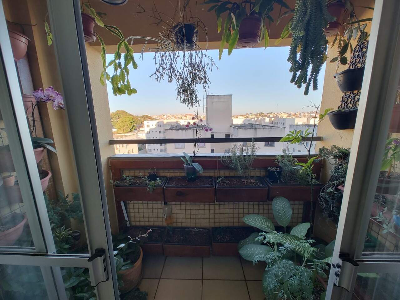 Apartamento à venda no Cardoso: Apartamento à venda, 03 Quartos, no bairro Cardoso região do Barreiro.