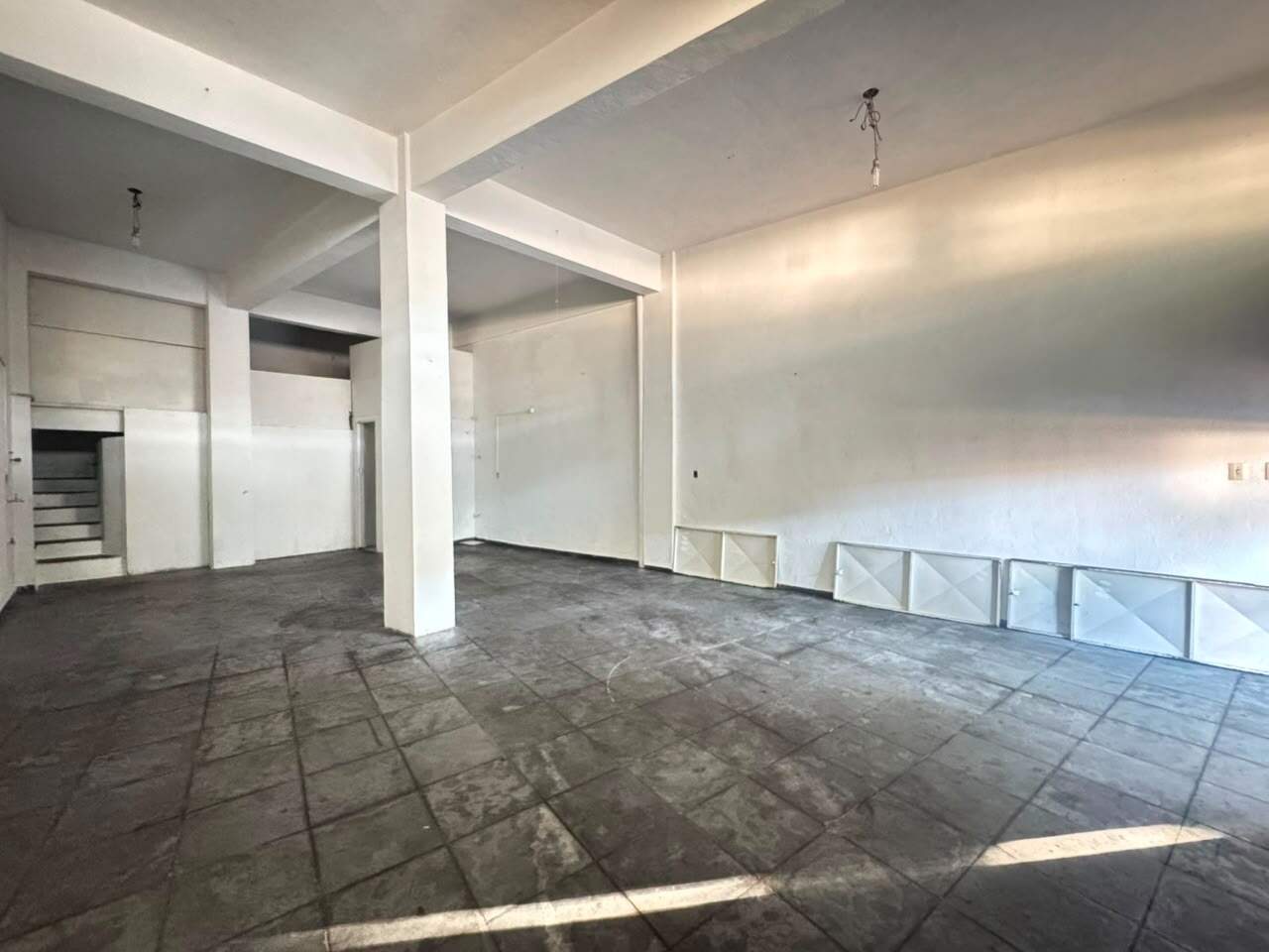 Loja para aluguel no Novo Das Indústrias: Loja para alugar no bairro Novo das industrias, região do Barreiro. 