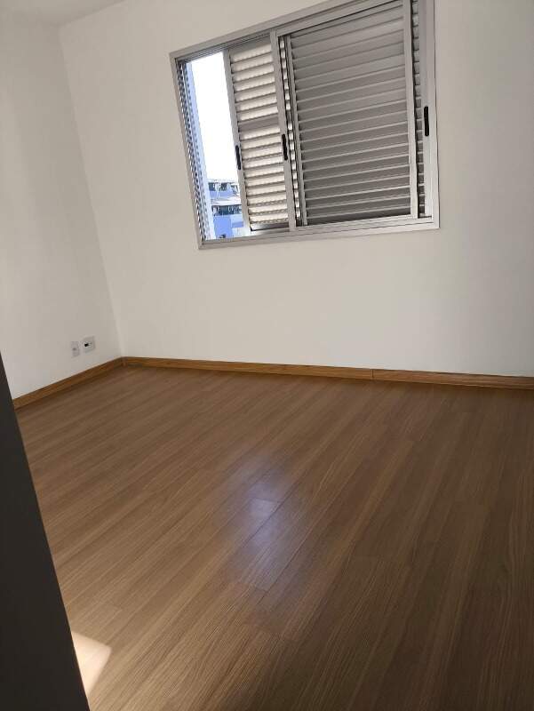 Apartamento à venda no Barreiro: Apartamento à venda 03 Quartos, sendo 01 suíte e closet no bairro Diamante região do Barreiro.