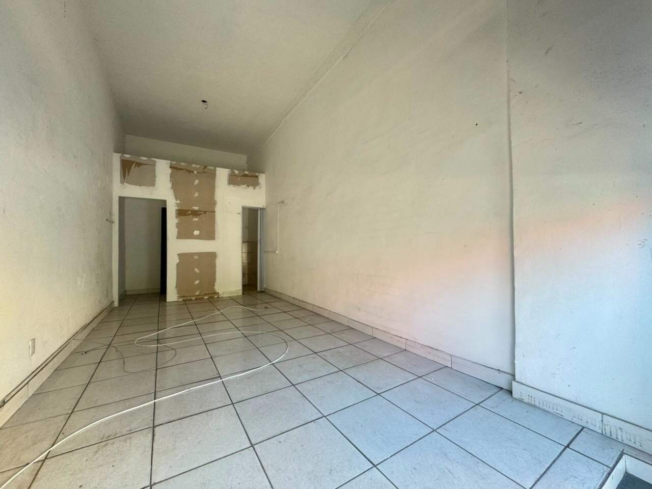Loja para aluguel no Barreiro: Loja comercial para alugar, Barreiro/MG