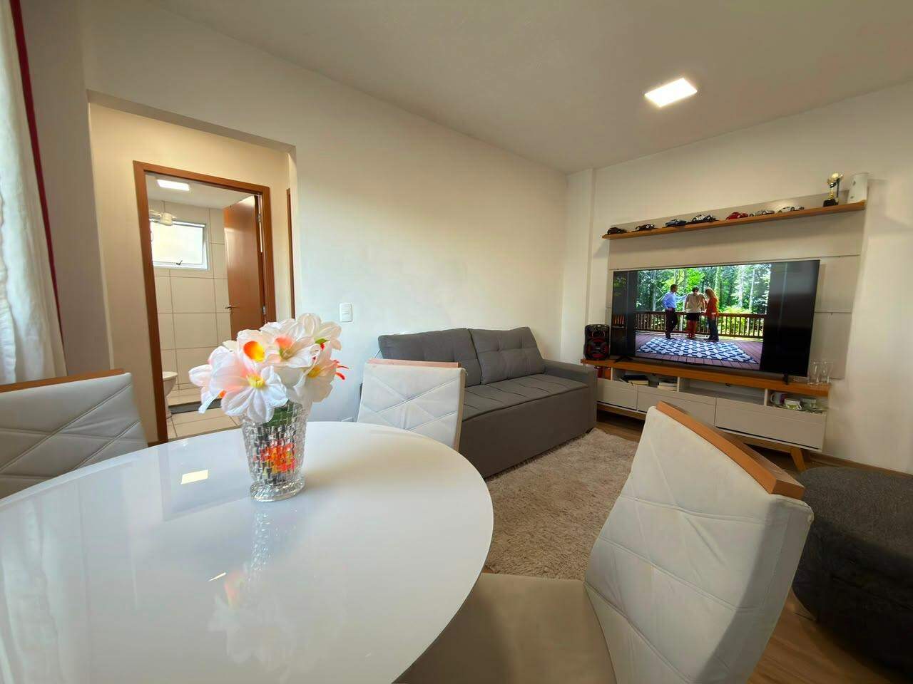 Apartamento à venda no Milionários: Apartamento à venda, 02 Quartos e 01 Vaga, no bairro Milionários região do Barreiro.