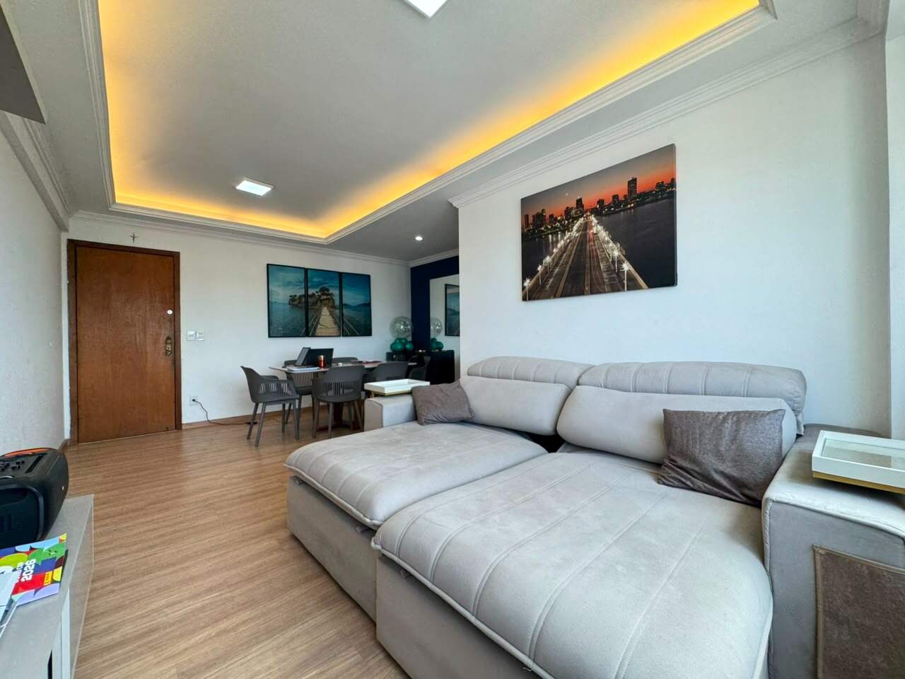 Apartamento à venda no Barreiro: 