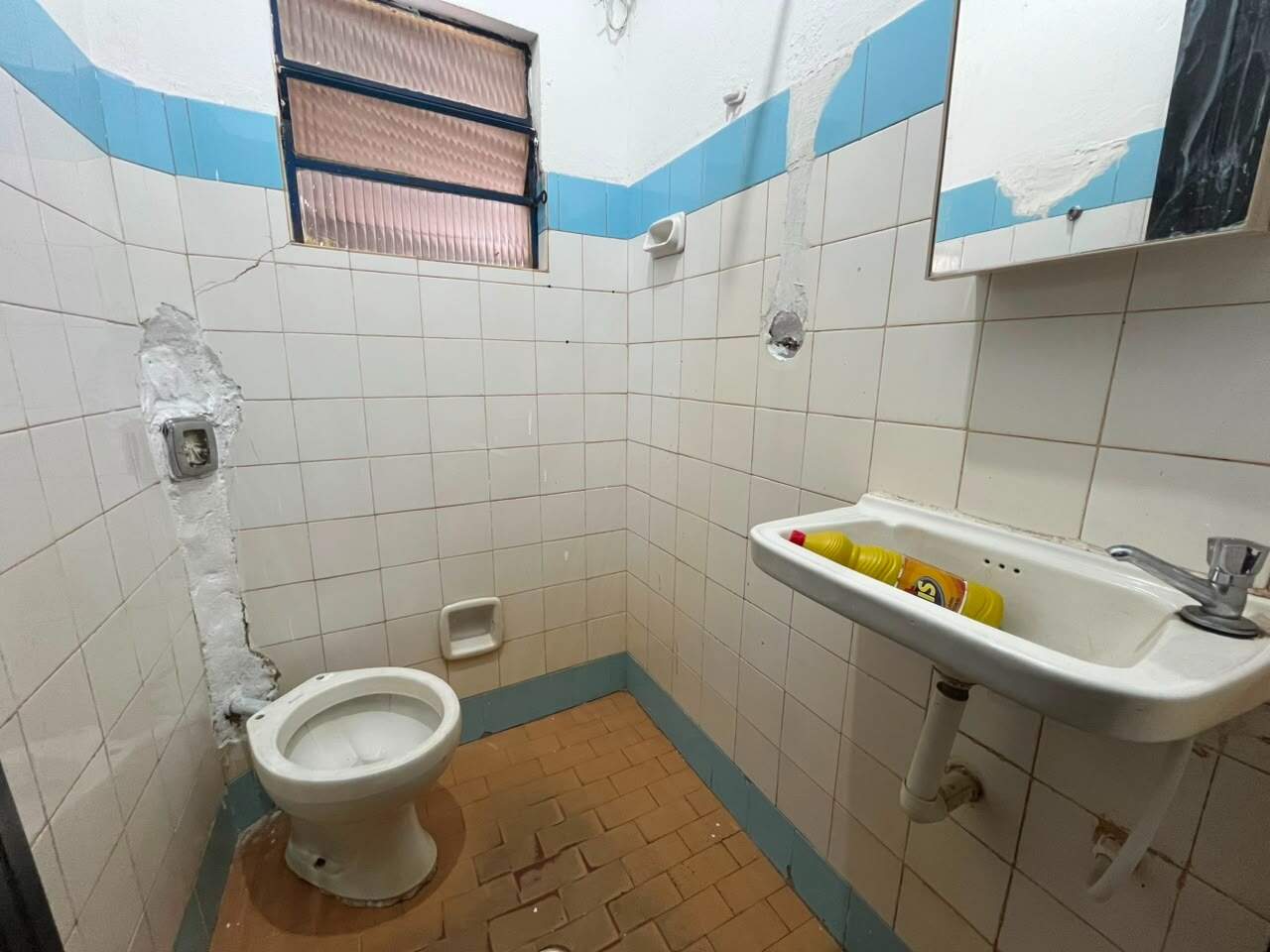 Casa para aluguel no Brasil Industrial: Casa para alugar, 03 Quartos sendo 01 suíte, no bairro Brasil Industrial região do Barreiro.