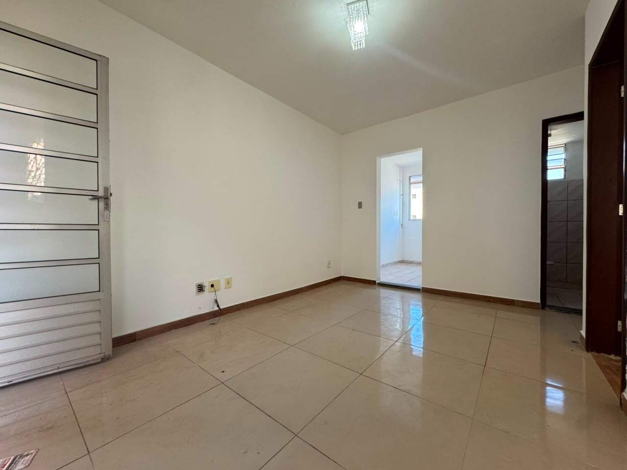 Apartamento para aluguel no Solar Do Barreiro: Apartamento para alugar, 02 Quartos e 01 vaga, no bairro Solar do Barreiro região do Barreiro.