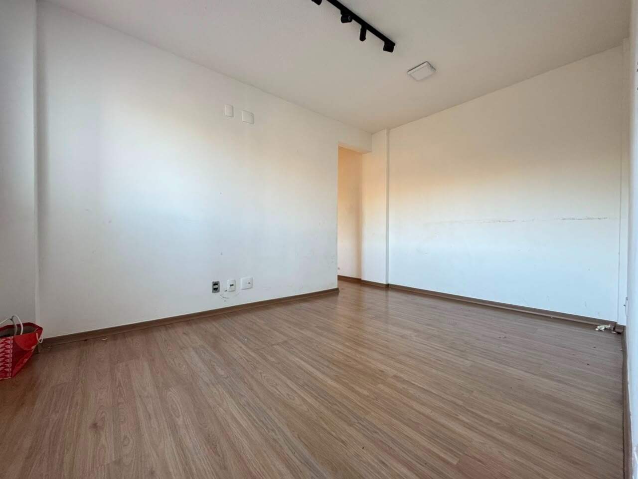 Apartamento para aluguel no Milionários: Apartamento para alugar, 02 Quartos no Bairro Milionários região do Barreiro.