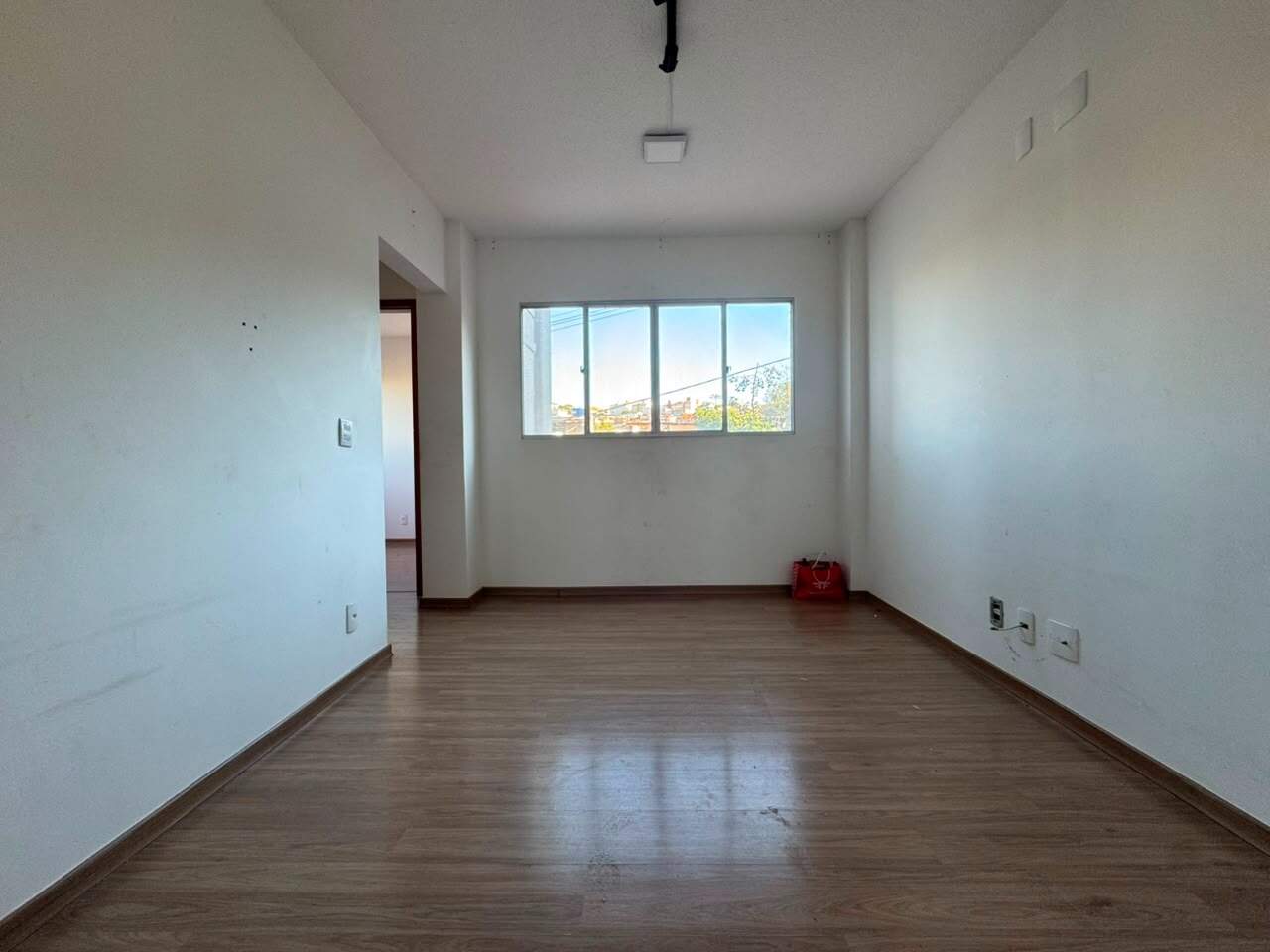 Apartamento para aluguel no Milionários: Apartamento para alugar, 02 Quartos no Bairro Milionários região do Barreiro.