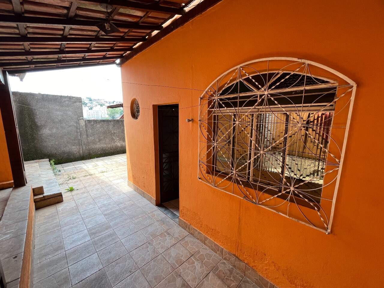 Casa para aluguel no Mangueiras: Casa para aluguel - Mangueiras, 4 quartos - Belo HorizonteCasa para aluguel - Mangueiras, 4 quartos - Belo Horizonte