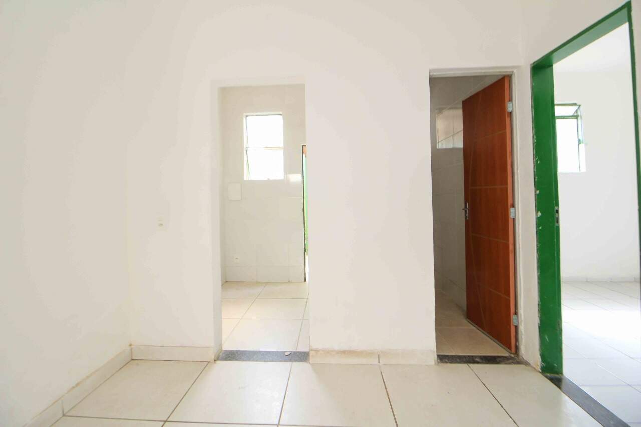 Casa Geminada para aluguel no Tirol: Casa Geminada para aluguel - Tirol, 2 quartos - Belo Horizonte