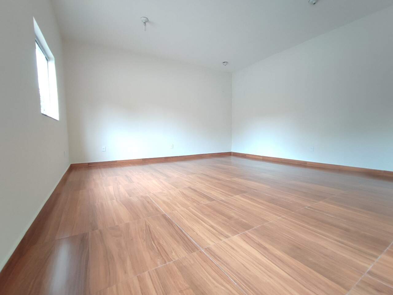 Sala para aluguel no Centro: Sala para aluguel - Centro, - Mário Campos