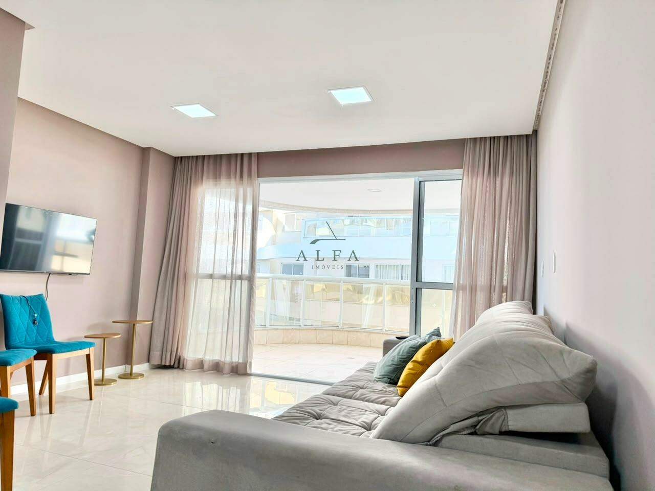 Apartamento à venda no ENSEADA AZUL: APARTAMENTO VISTA MAR À VENDA EM NOVA GUARAPARI, GUARAPARI - ES