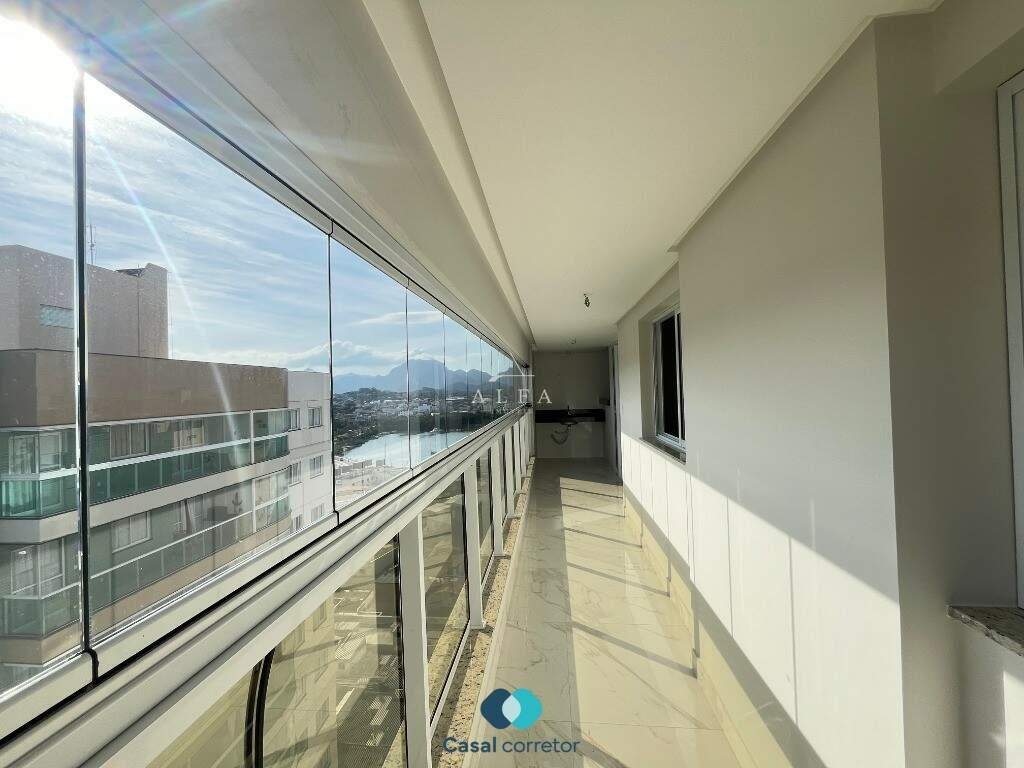 Apartamento à venda no Centro: 2024/08/c6fbfe67114f8f6f0663db10bf05e44d.jpg