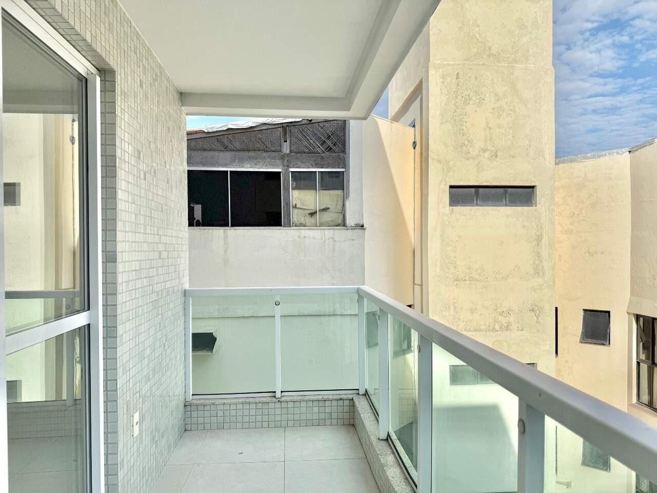 Apartamento à venda no ENSEADA AZUL: 