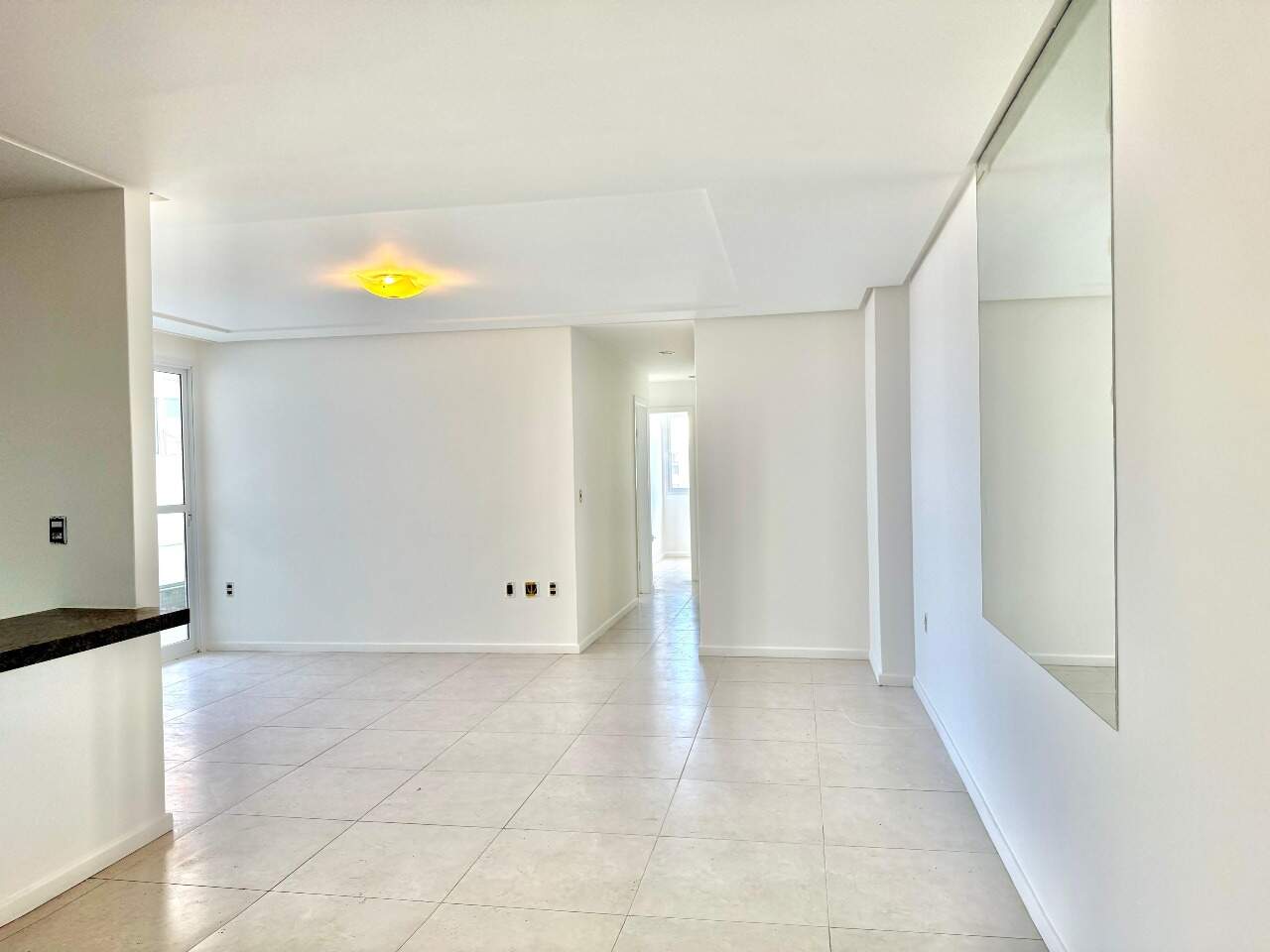 Apartamento à venda no ENSEADA AZUL: 