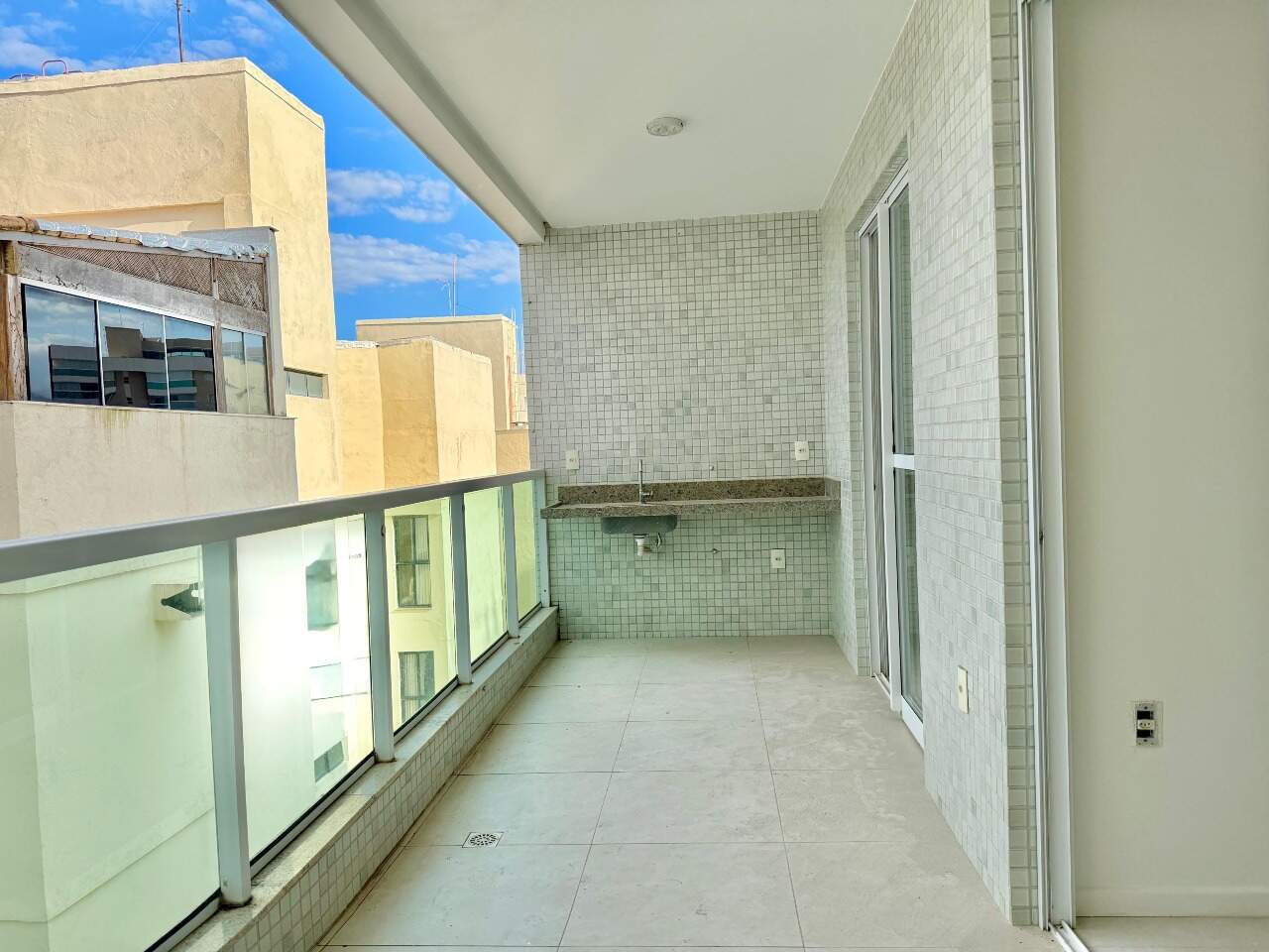 Apartamento à venda no ENSEADA AZUL: 