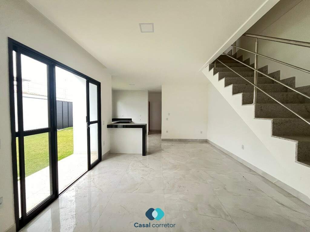 Casa à venda no ITAPEBUSSU: 2024/11/b10bc2f55e01651815af73d1575adf94.jpg