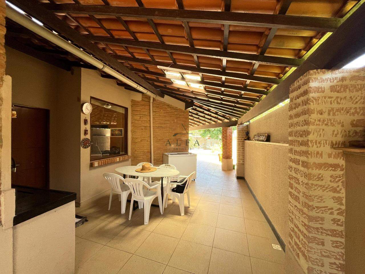 Casa à venda no Nova Guarapari: Casa de 4 quartos à venda em Nova Guarapari, Es.