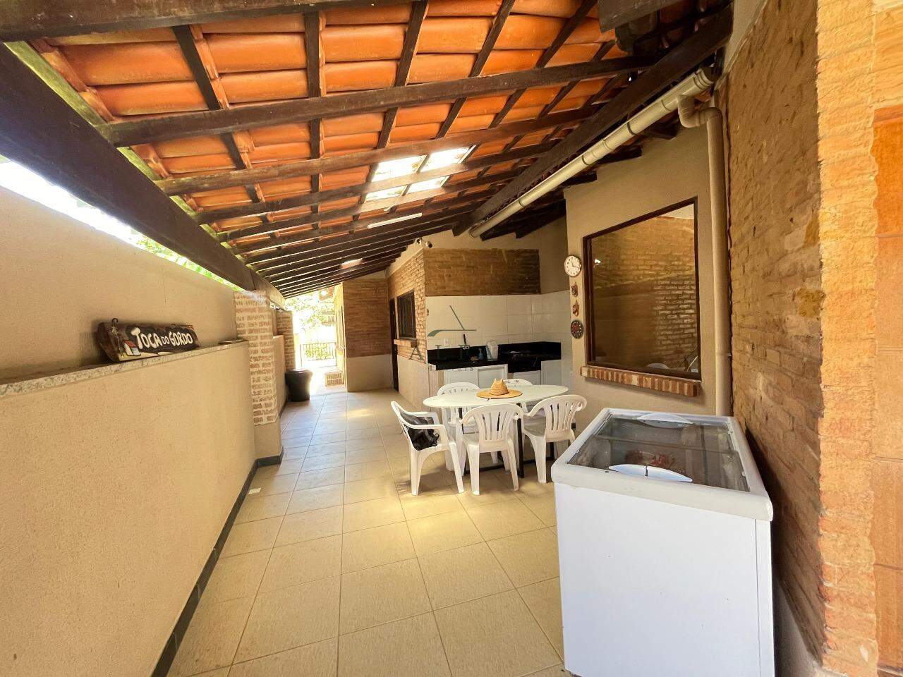 Casa à venda no Nova Guarapari: Casa de 4 quartos à venda em Nova Guarapari, Es.