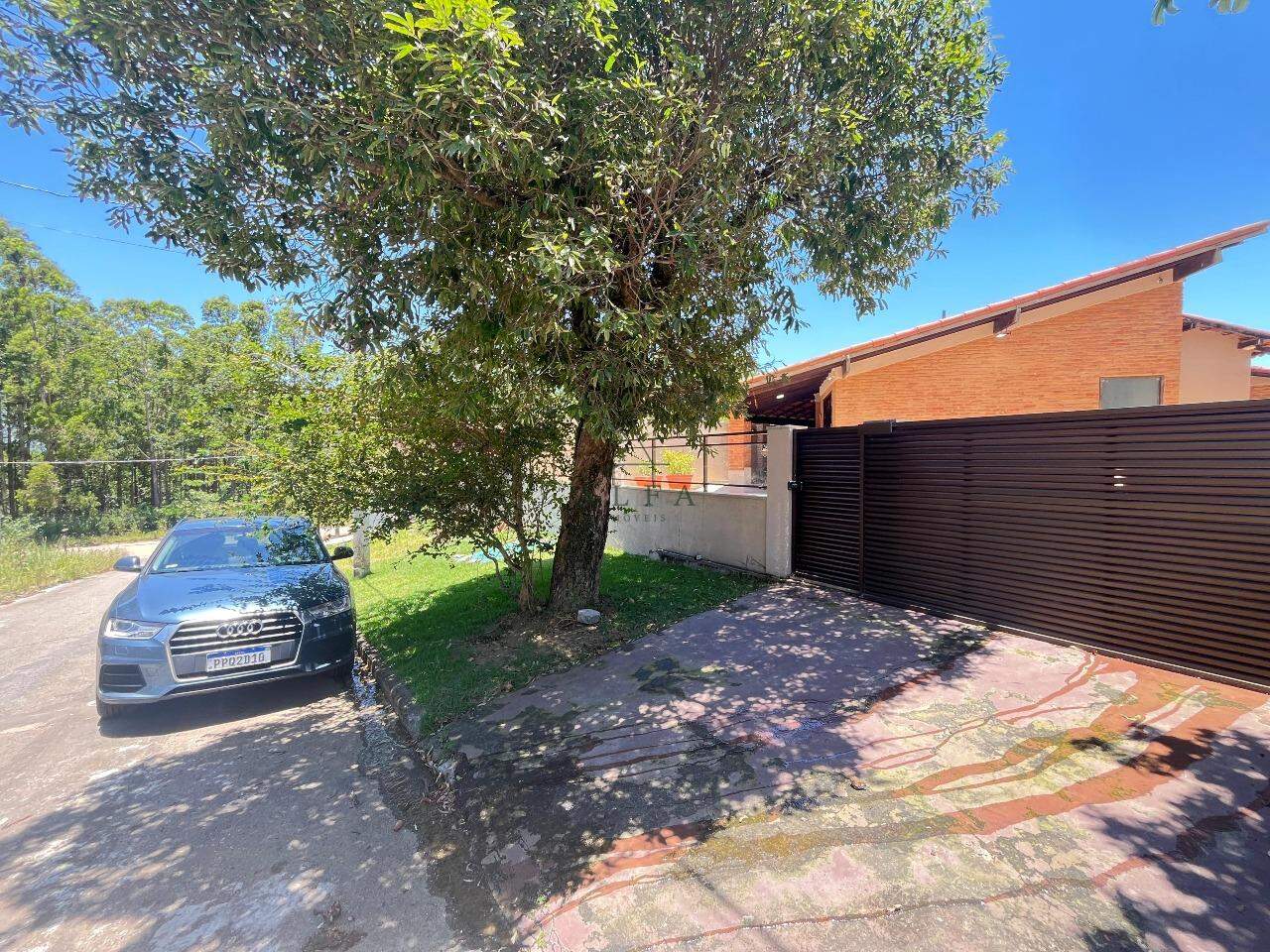 Casa à venda no Nova Guarapari: Casa de 4 quartos à venda em Nova Guarapari, Es.