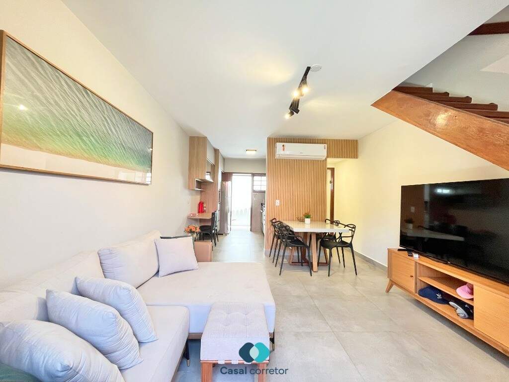 Casa à venda no ENSEADA AZUL: Casa em condomínio à venda na Enseada Azul, Guarapari Es.