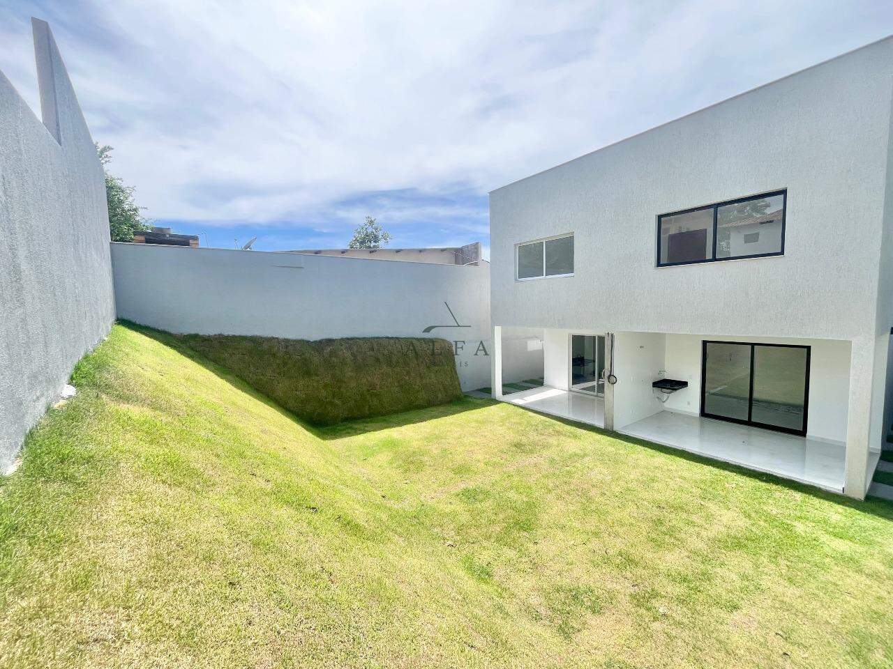 Casa à venda no Nova Guarapari: Casa de 3 quartos à venda em Nova Guarapari Es.