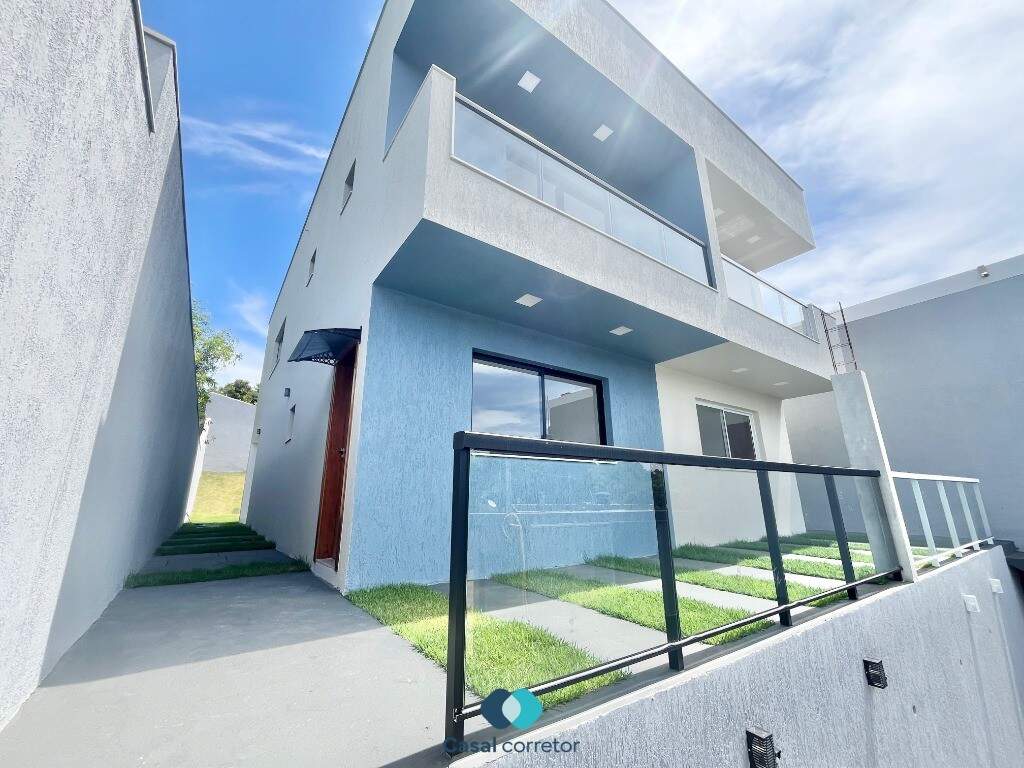 Casa à venda no Nova Guarapari: Casa duplex à venda em Nova Guarapari Es.