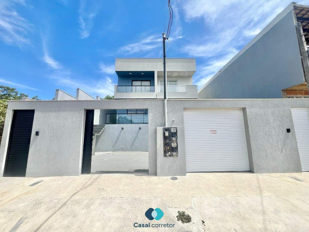 Casa à venda no Nova Guarapari: Casa duplex à venda em Nova Guarapari Es.