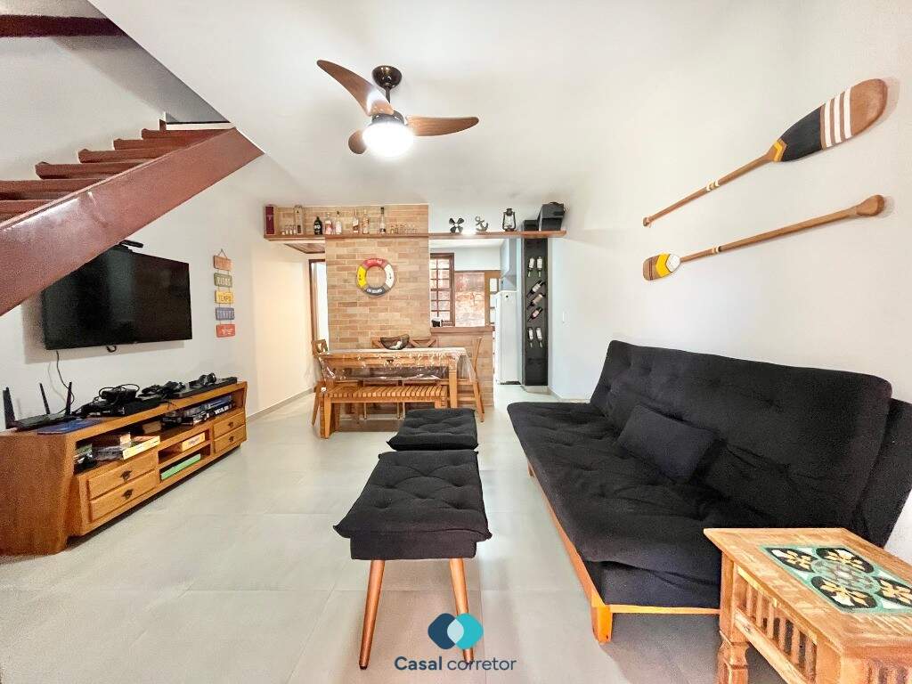 Casa à venda no ENSEADA AZUL: Casa em condomínio a venda na Enseada Azul, Guarapari Es.