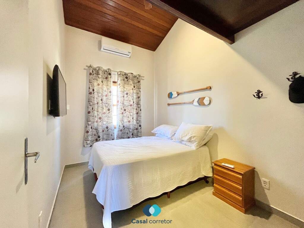 Casa à venda no ENSEADA AZUL: Casa em condomínio a venda na Enseada Azul, Guarapari Es.