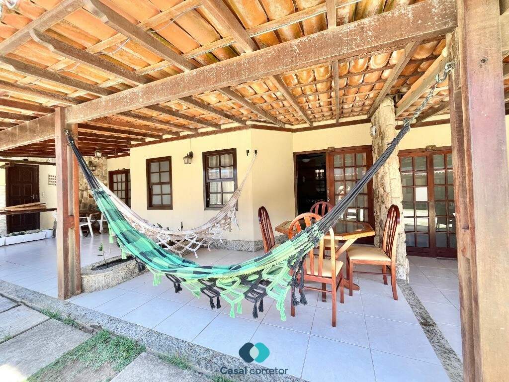 Casa à venda no ENSEADA AZUL: Casa em condomínio a venda na Enseada Azul, Guarapari Es.