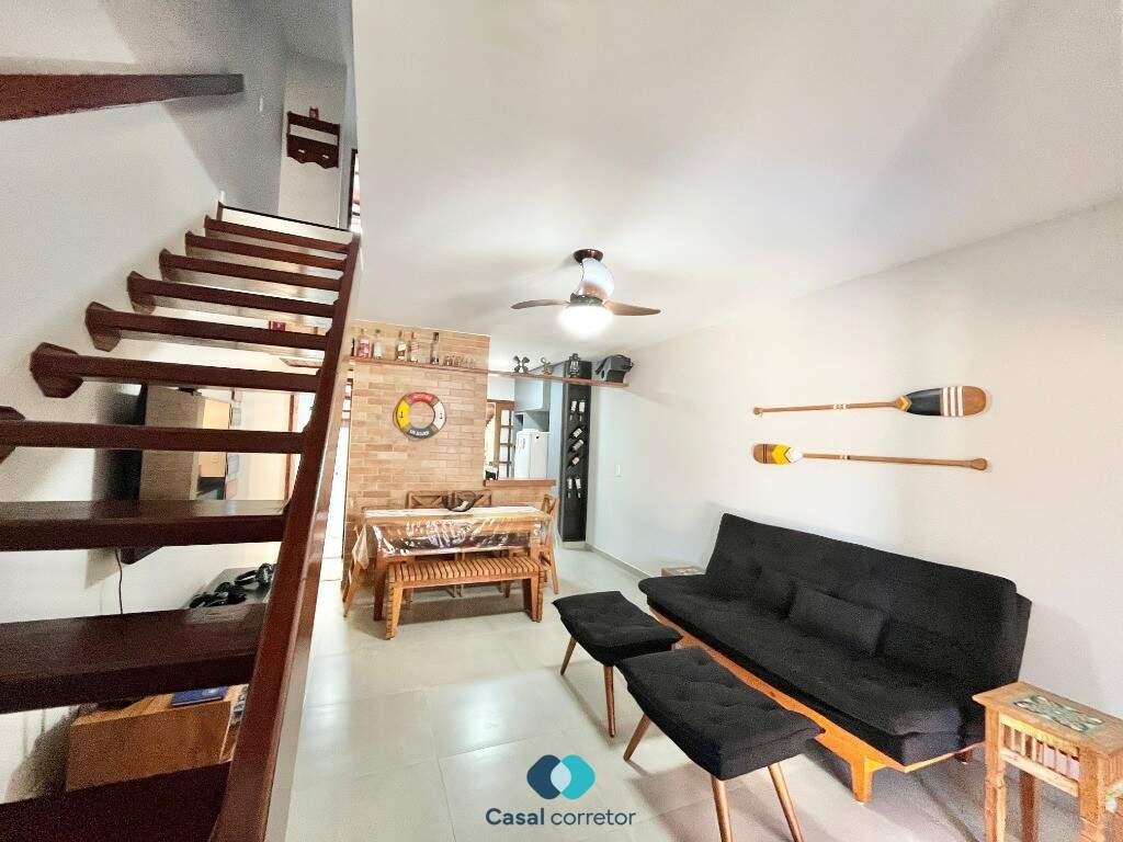 Casa à venda no ENSEADA AZUL: Casa em condomínio a venda na Enseada Azul, Guarapari Es.