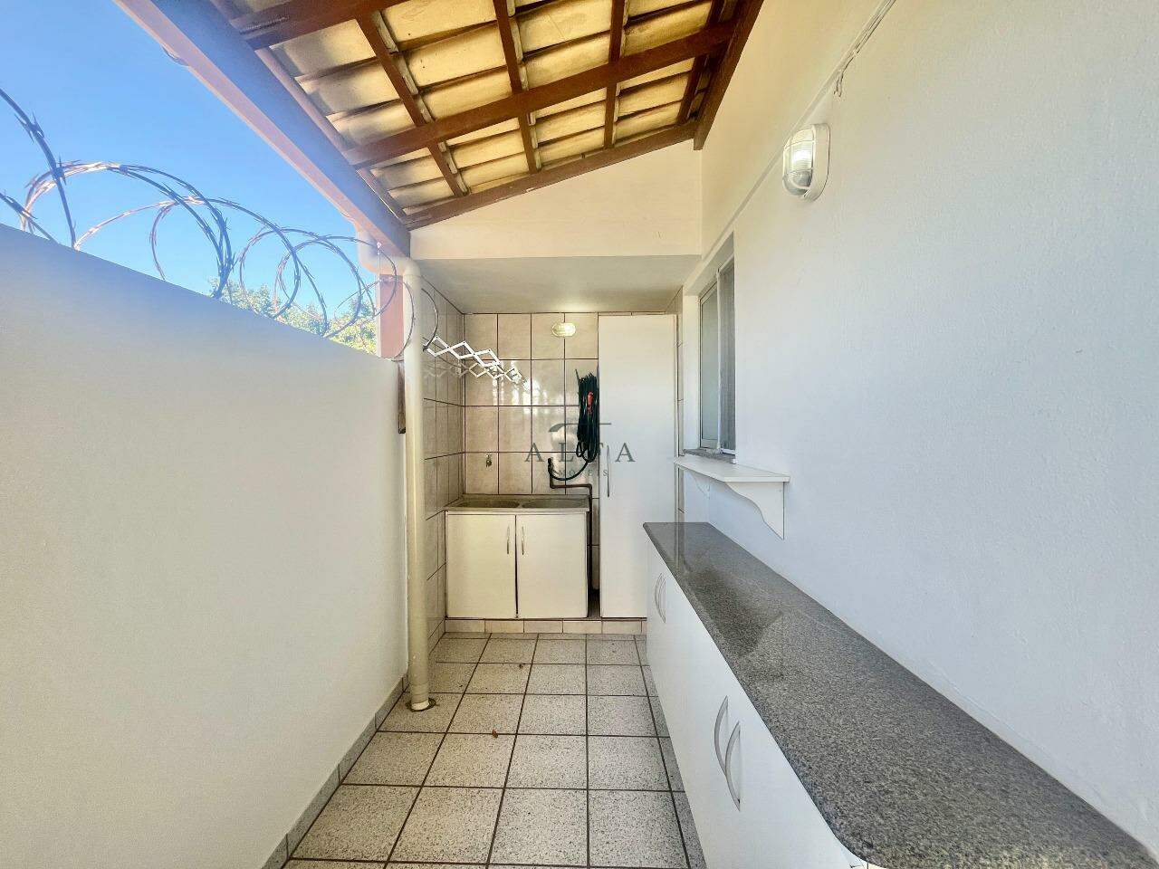Apartamento à venda no ENSEADA AZUL: Apartamento de 2 quartos à venda na Enseada Azul, Guarapari Es.