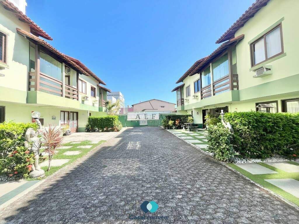 Casa à venda no ENSEADA AZUL: Casa em condomínio à venda na Enseada Azul, Guarapari Es.