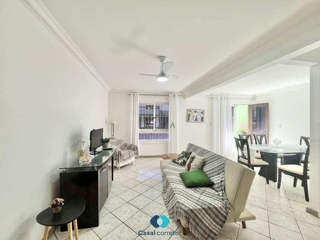 Casa à venda no ENSEADA AZUL: Casa em condomínio à venda na Enseada Azul, Guarapari Es.