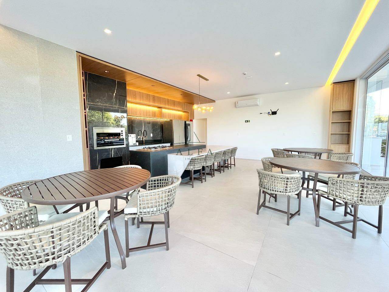 Apartamento à venda no ENSEADA AZUL: Apartamento de 4 à venda na Enseada Azul, Guarapari es.