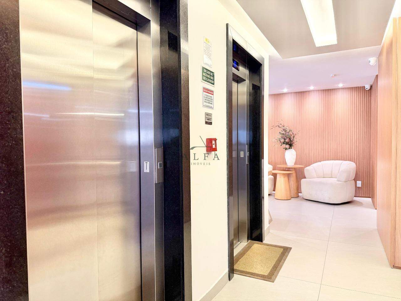 Apartamento à venda no ENSEADA AZUL: Apartamento de 3 quartos à venda na Enseada Azul, Guarapari Es.