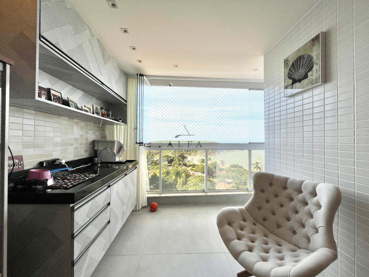 Apartamento à venda no ENSEADA AZUL: Apartamento de 3 quartos à venda na Enseada Azul, Guarapari Es.