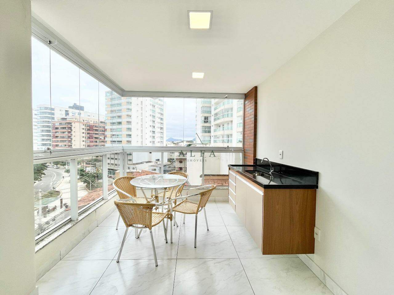 Apartamento à venda no MUQUIÇABA: Apartamento de 3 quartos à venda na Praia do morro, Guarapari Es.Apartamento de 3 quartos à venda na Praia do morro, Guarapari Es.