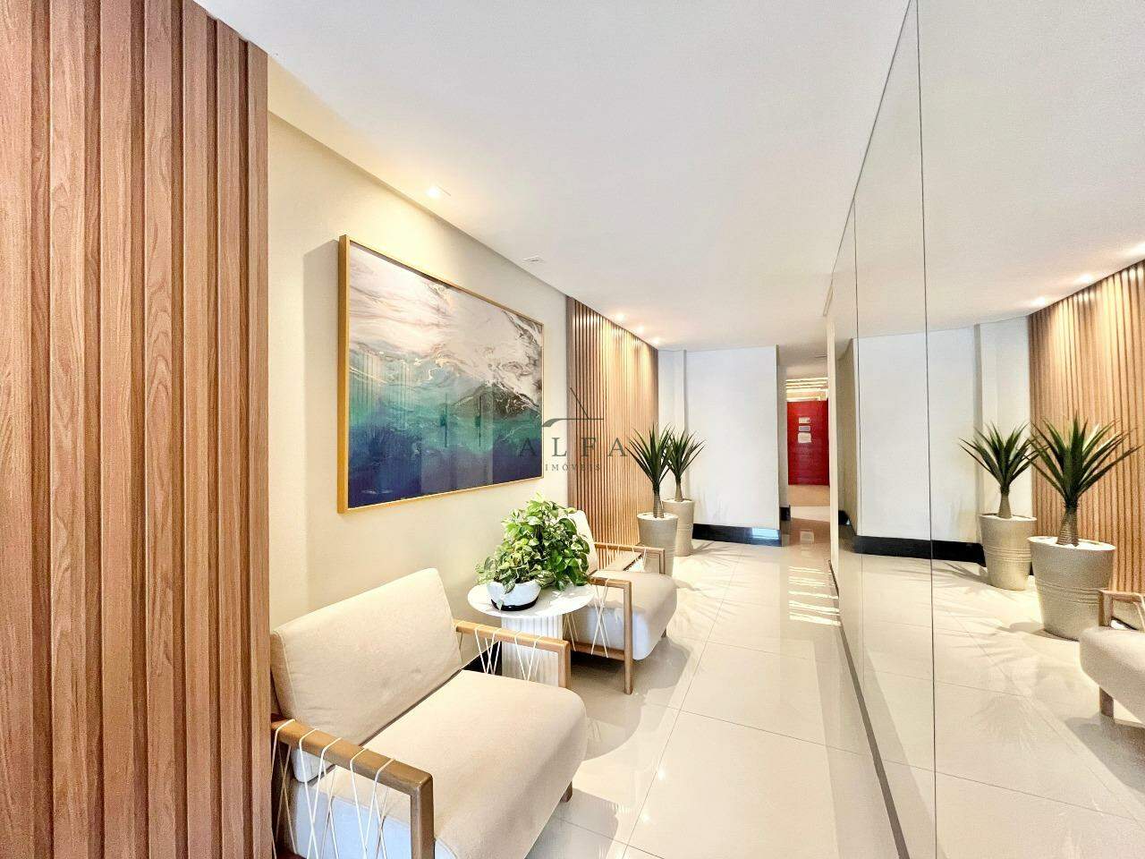 Apartamento à venda no MUQUIÇABA: Apartamento de 3 quartos à venda na Praia do morro, Guarapari Es.