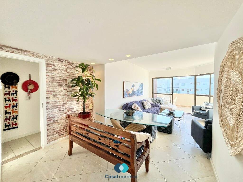 Apartamento à venda no ENSEADA AZUL: Apartamento a venda no Centro de Guarapari Es.