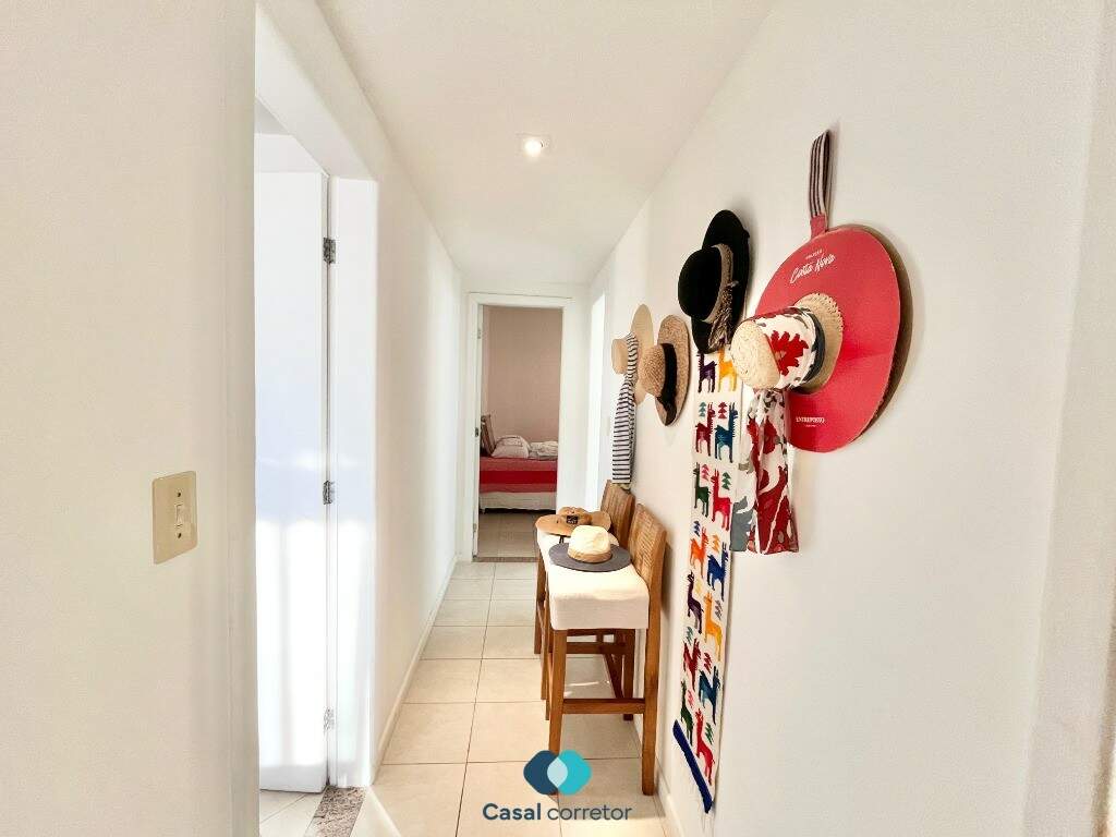 Apartamento à venda no ENSEADA AZUL: Apartamento a venda no Centro de Guarapari Es.
