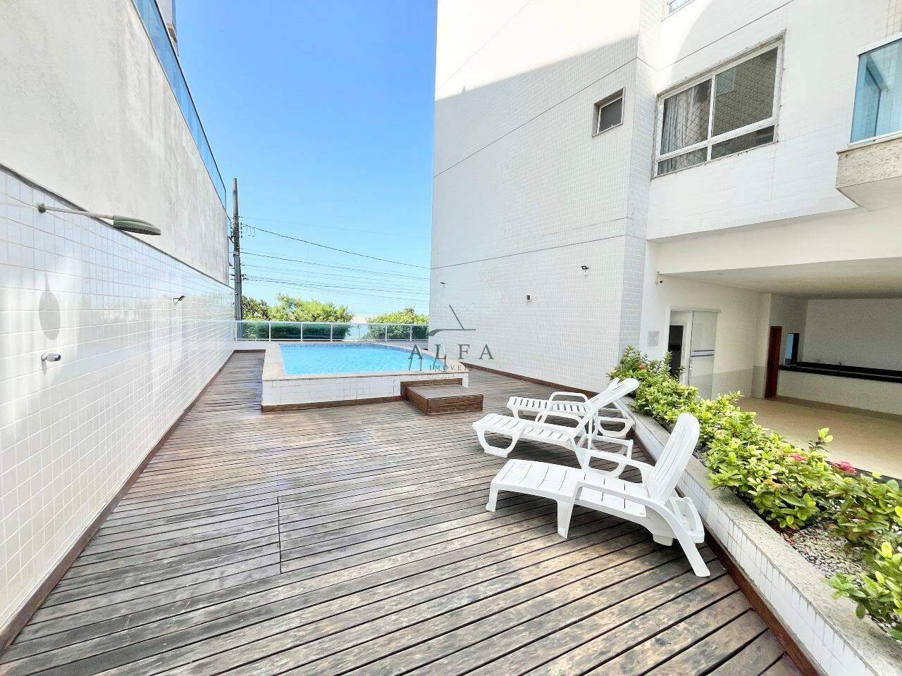 Apartamento à venda no ENSEADA AZUL: Apartamento quarto e sala à venda na Enseada Azul, Guarapari Es.