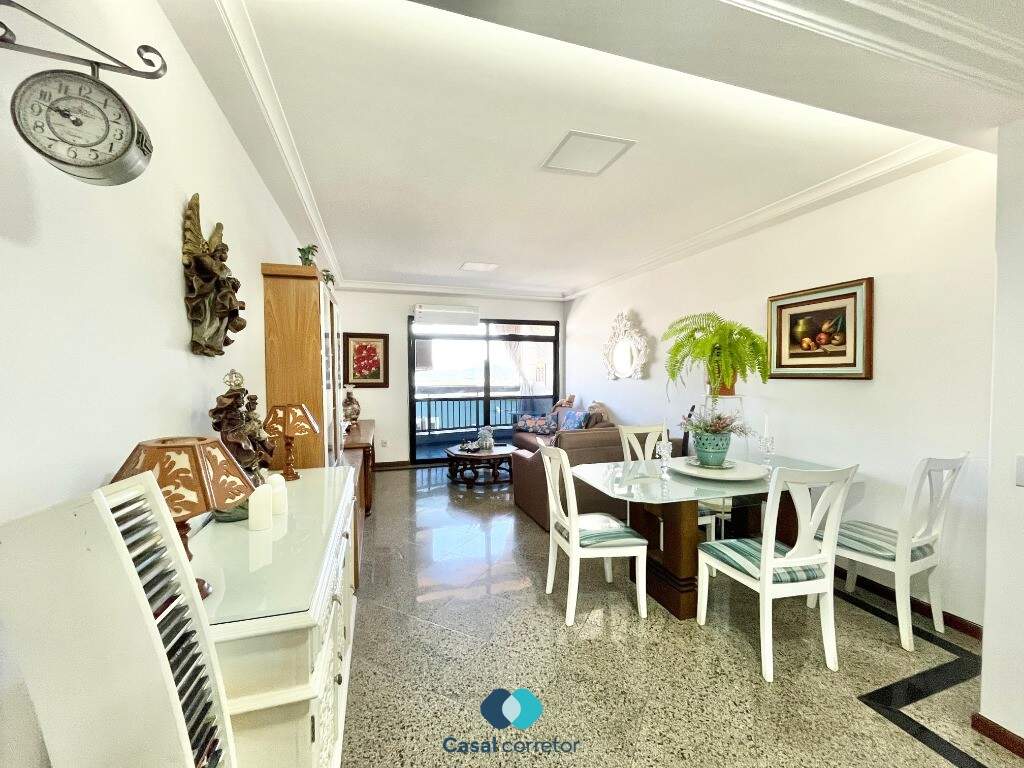 Apartamento à venda no Centro: 2025/08/22d7df1cf8a0a1052bc55d69934cf6d5.jpg
