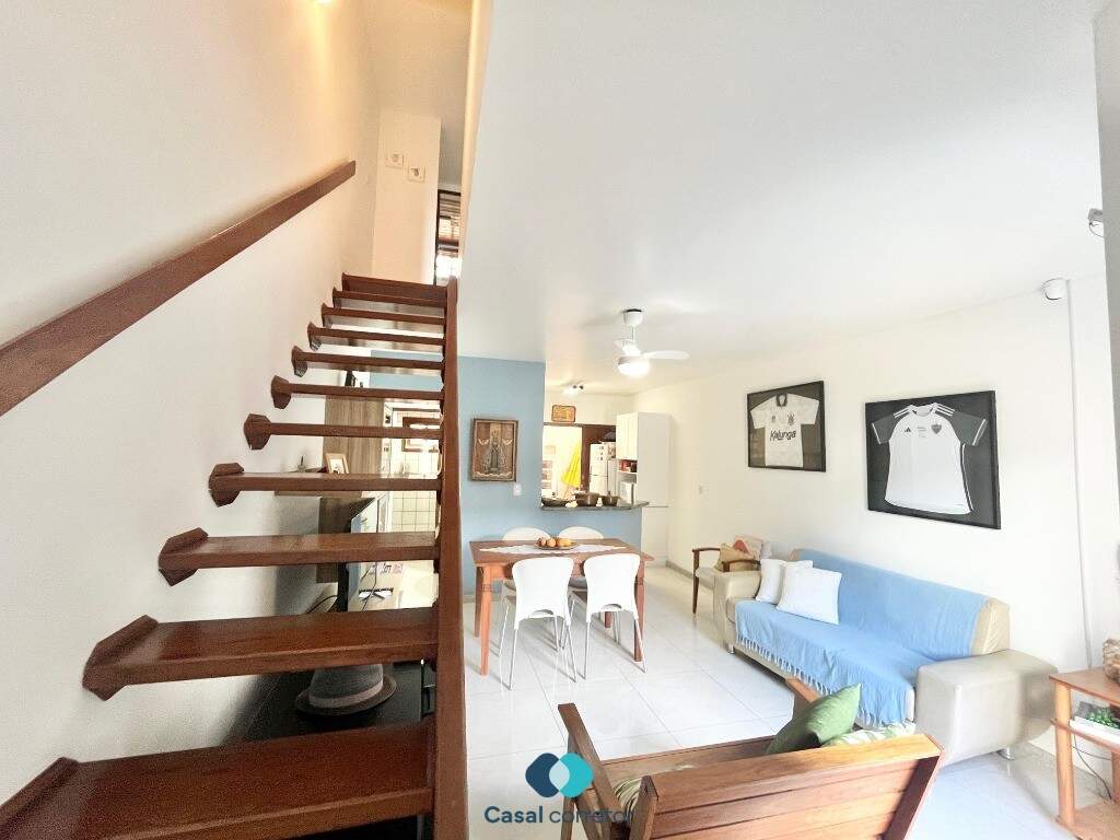 Casa à venda no ENSEADA AZUL: Casa em condomínio à venda na Enseada Azul, Guarapari Es.