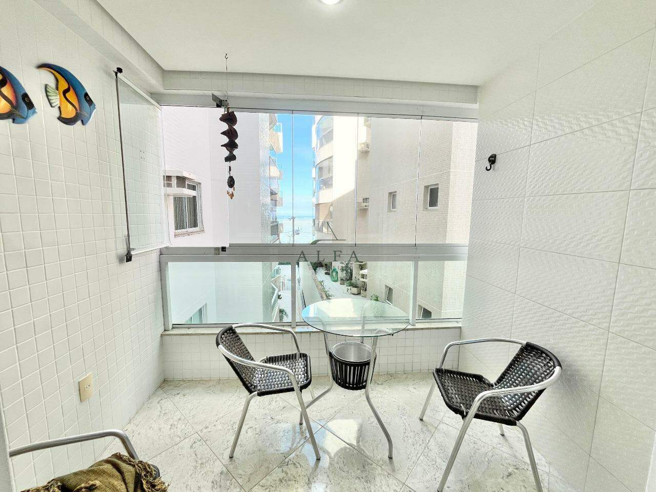 Apartamento à venda no Nova Guarapari: Apartamento de 3 quartos à venda na Enseada Azul, Guarapari Es.