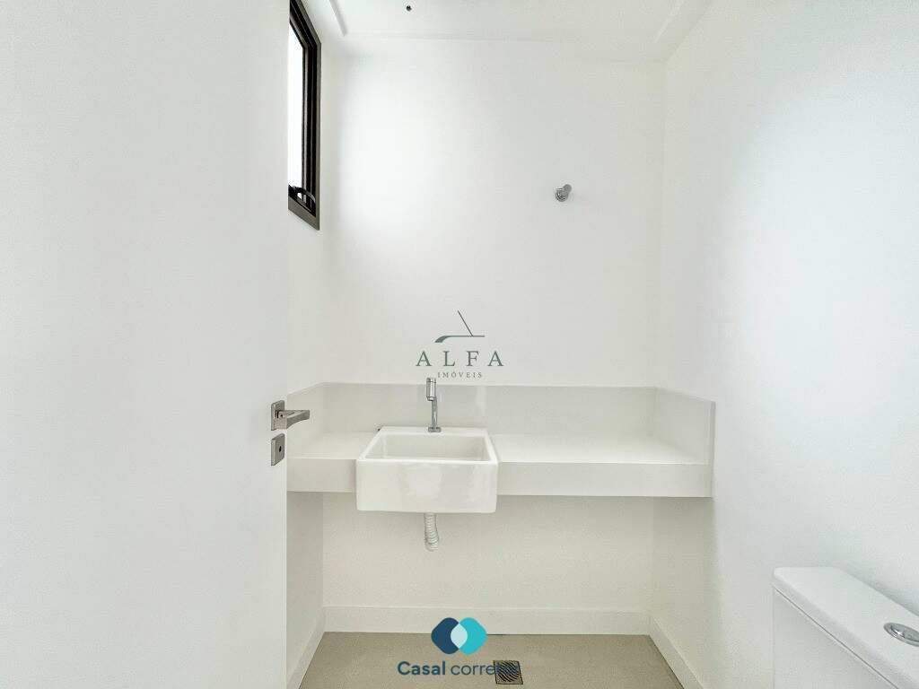 Apartamento à venda no ENSEADA AZUL: Apartamento 3 suítes à venda na Enseada Azul, Guarapari Es.