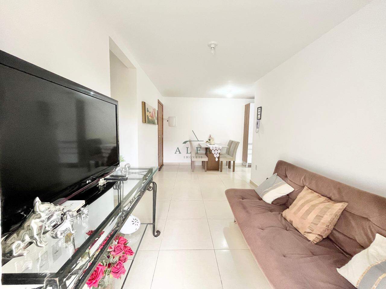 Apartamento à venda no JOCKEY DE ITAPARICA: Apartamento de 3 quartos à venda em Vila Velha Es.