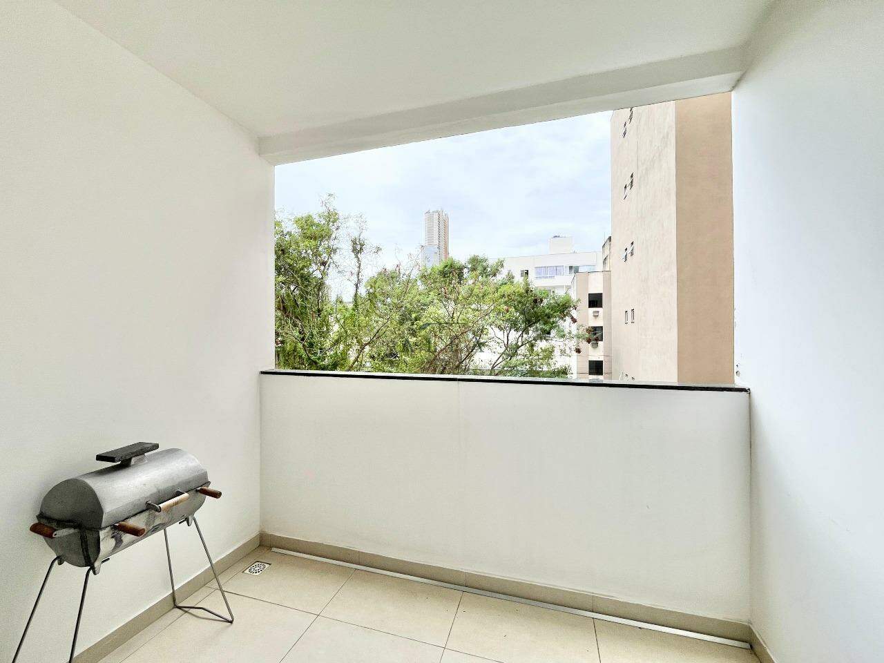 Apartamento à venda no JOCKEY DE ITAPARICA: Apartamento de 3 quartos à venda em Vila Velha Es.