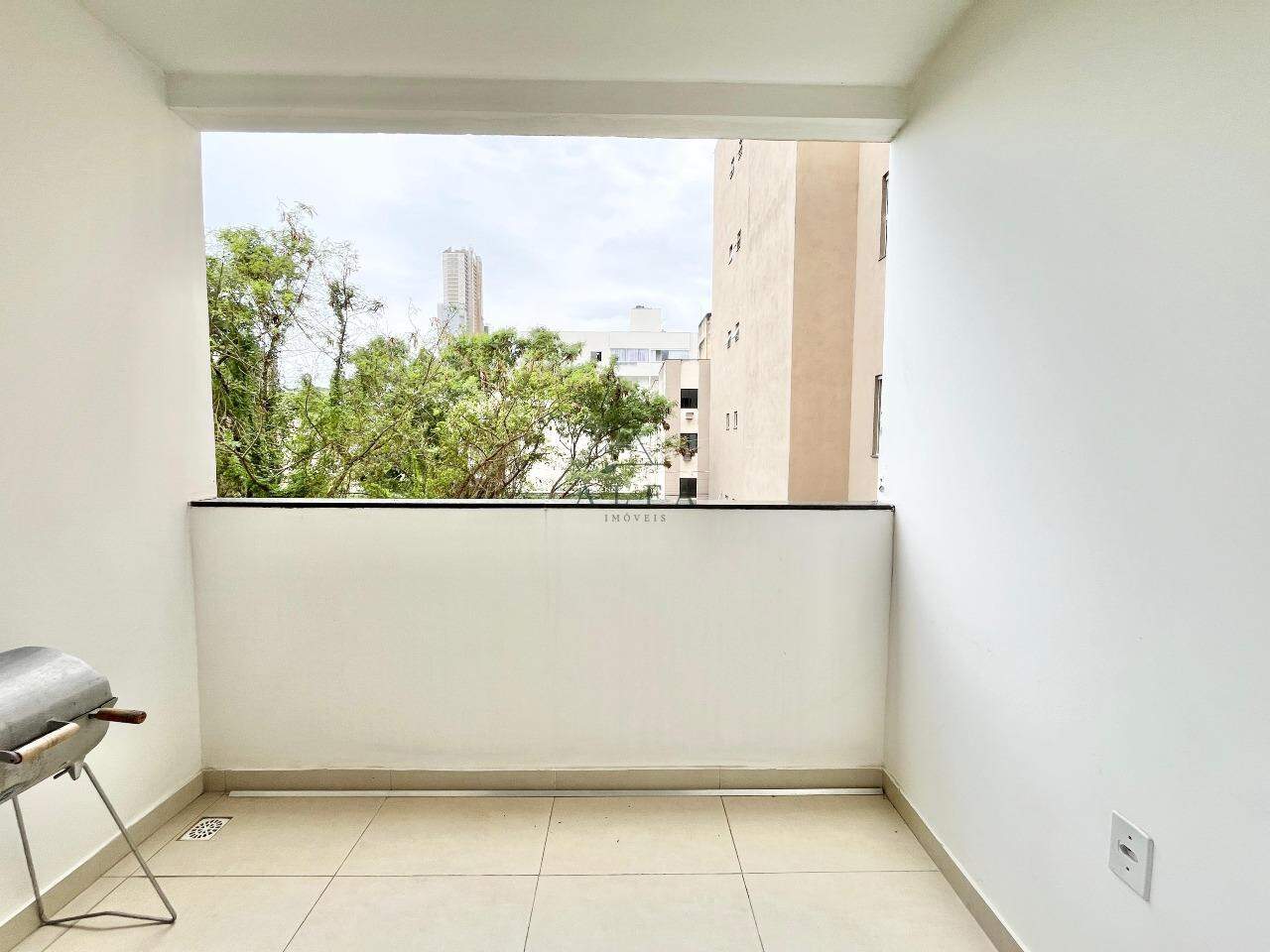 Apartamento à venda no JOCKEY DE ITAPARICA: Apartamento de 3 quartos à venda em Vila Velha Es.